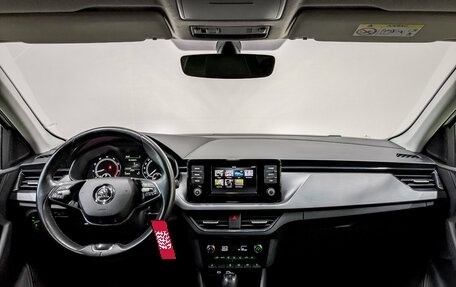Skoda Rapid II, 2022 год, 1 450 000 рублей, 14 фотография