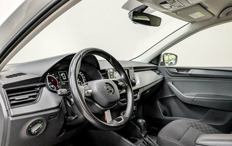 Skoda Rapid II, 2022 год, 1 450 000 рублей, 16 фотография
