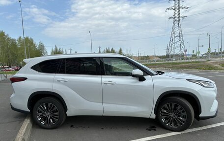 Toyota Highlander, 2026 год, 5 700 000 рублей, 2 фотография