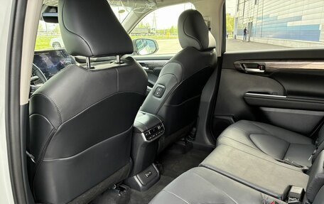 Toyota Highlander, 2026 год, 5 700 000 рублей, 7 фотография