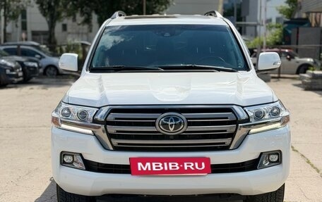 Toyota Land Cruiser 200, 2016 год, 8 500 000 рублей, 2 фотография