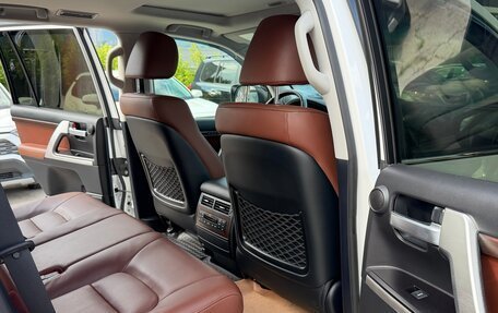 Toyota Land Cruiser 200, 2016 год, 8 500 000 рублей, 16 фотография