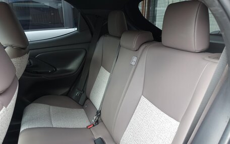 Toyota Yaris, 2022 год, 1 153 000 рублей, 14 фотография