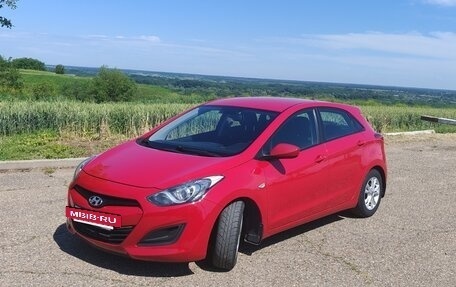 Hyundai i30 II рестайлинг, 2012 год, 999 999 рублей, 2 фотография