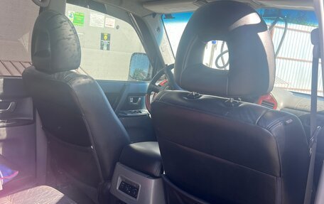 Mitsubishi Pajero III рестайлинг, 2004 год, 700 000 рублей, 15 фотография