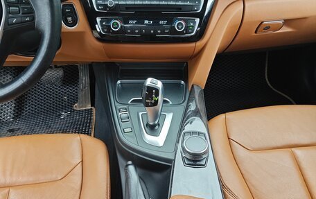BMW 3 серия, 2017 год, 2 200 000 рублей, 15 фотография