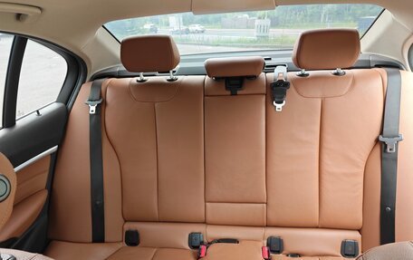 BMW 3 серия, 2017 год, 2 200 000 рублей, 14 фотография