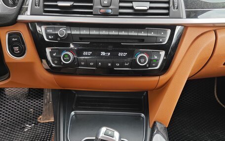 BMW 3 серия, 2017 год, 2 200 000 рублей, 16 фотография