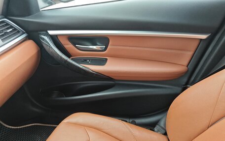 BMW 3 серия, 2017 год, 2 200 000 рублей, 18 фотография