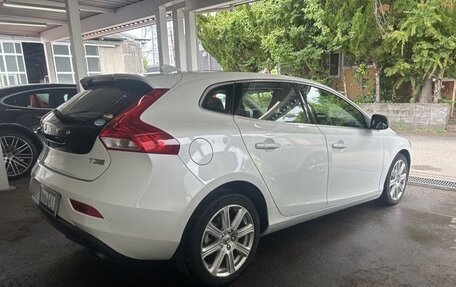 Volvo V40 II рестайлинг, 2019 год, 1 300 000 рублей, 5 фотография