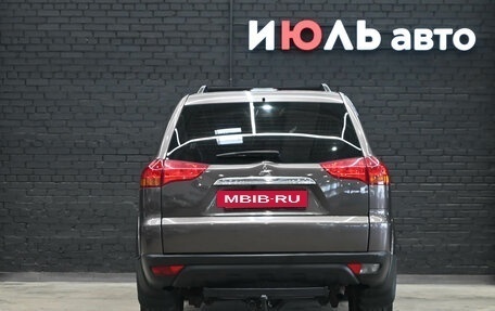 Mitsubishi Pajero Sport II рестайлинг, 2012 год, 1 460 000 рублей, 5 фотография