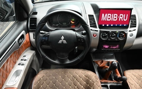 Mitsubishi Pajero Sport II рестайлинг, 2012 год, 1 460 000 рублей, 12 фотография