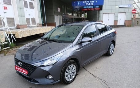 Hyundai Solaris II рестайлинг, 2021 год, 1 780 000 рублей, 1 фотография