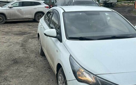 Hyundai Solaris II рестайлинг, 2020 год, 920 000 рублей, 1 фотография