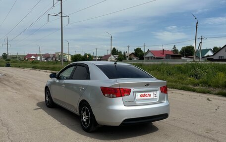 KIA Cerato III, 2010 год, 750 000 рублей, 7 фотография