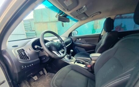 KIA Sportage III, 2011 год, 800 000 рублей, 9 фотография