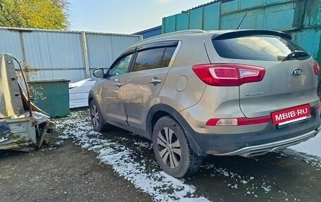 KIA Sportage III, 2011 год, 800 000 рублей, 10 фотография