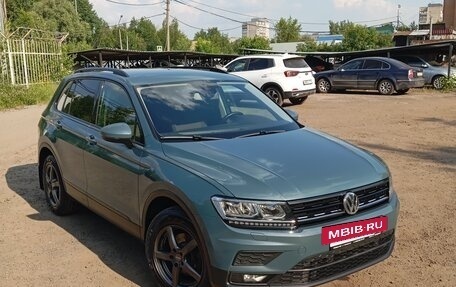 Volkswagen Tiguan II, 2020 год, 2 380 000 рублей, 8 фотография