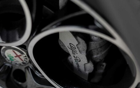 Alfa Romeo Stelvio, 2017 год, 3 570 000 рублей, 16 фотография