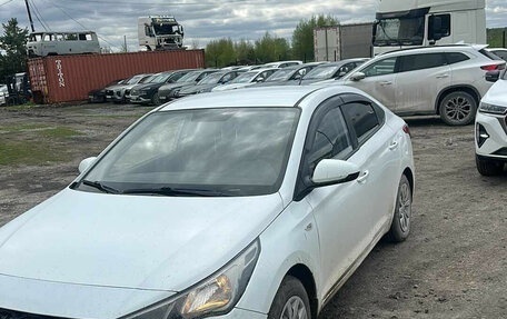 Hyundai Solaris II рестайлинг, 2020 год, 920 000 рублей, 3 фотография