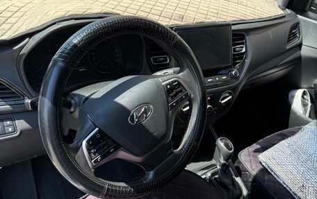 Hyundai Solaris II рестайлинг, 2021 год, 1 250 000 рублей, 7 фотография