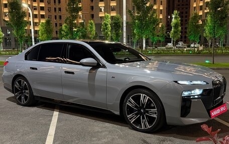 BMW 7 серия, 2022 год, 9 300 000 рублей, 6 фотография