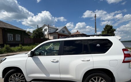 Toyota Land Cruiser Prado 150 рестайлинг 2, 2014 год, 3 500 000 рублей, 9 фотография