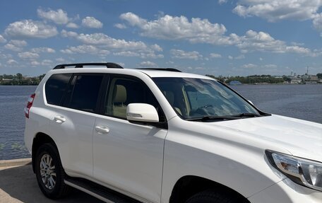 Toyota Land Cruiser Prado 150 рестайлинг 2, 2014 год, 3 500 000 рублей, 5 фотография