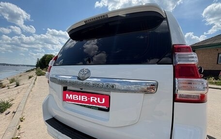 Toyota Land Cruiser Prado 150 рестайлинг 2, 2014 год, 3 500 000 рублей, 10 фотография