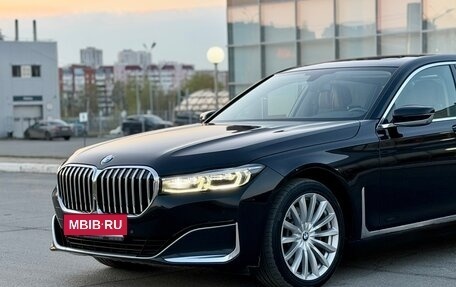 BMW 7 серия, 2019 год, 4 289 000 рублей, 12 фотография