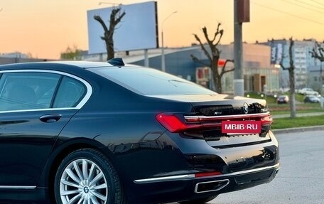 BMW 7 серия, 2019 год, 4 289 000 рублей, 13 фотография
