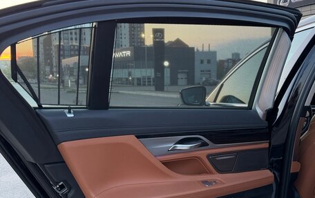 BMW 7 серия, 2019 год, 4 289 000 рублей, 21 фотография