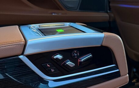 BMW 7 серия, 2019 год, 4 289 000 рублей, 32 фотография