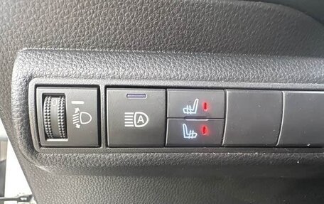 Toyota Corolla, 2023 год, 1 700 000 рублей, 11 фотография