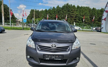 Toyota Verso I, 2010 год, 1 196 000 рублей, 2 фотография