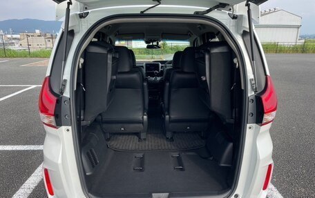 Honda Freed II, 2021 год, 1 390 000 рублей, 39 фотография