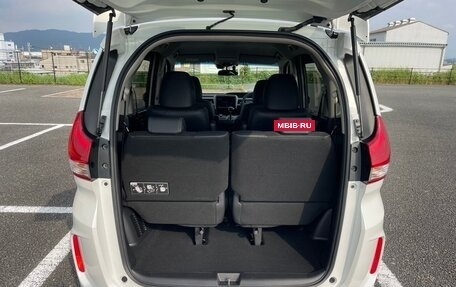 Honda Freed II, 2021 год, 1 390 000 рублей, 38 фотография