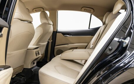 Toyota Camry, 2021 год, 3 250 000 рублей, 32 фотография