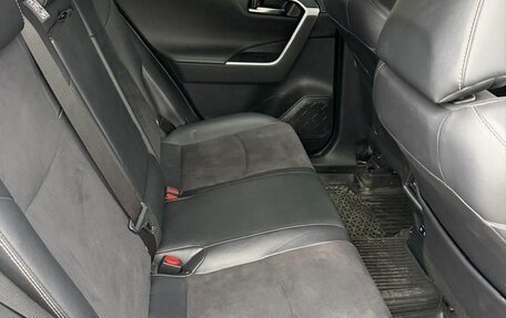 Toyota RAV4, 2020 год, 3 150 000 рублей, 7 фотография