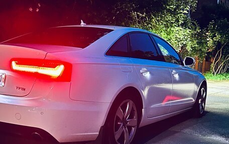 Audi A6, 2011 год, 1 750 000 рублей, 11 фотография