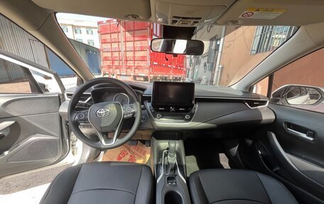 Toyota Corolla, 2022 год, 1 250 000 рублей, 10 фотография