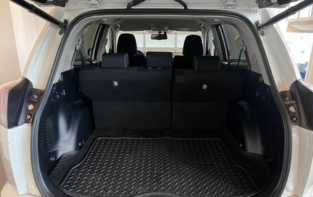 Toyota RAV4, 2017 год, 2 625 000 рублей, 18 фотография