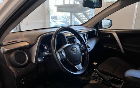 Toyota RAV4, 2017 год, 2 625 000 рублей, 23 фотография