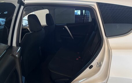 Toyota RAV4, 2017 год, 2 625 000 рублей, 25 фотография