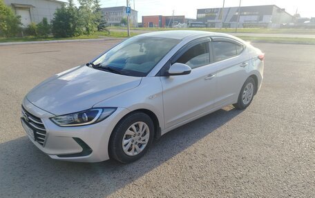 Hyundai Elantra VI рестайлинг, 2016 год, 1 470 000 рублей, 2 фотография