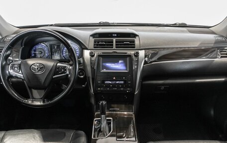 Toyota Camry, 2016 год, 1 959 000 рублей, 6 фотография