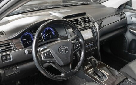 Toyota Camry, 2016 год, 1 959 000 рублей, 5 фотография