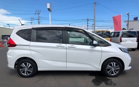 Honda Freed II, 2022 год, 1 338 000 рублей, 7 фотография