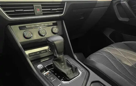 Volkswagen Tiguan II, 2023 год, 2 300 100 рублей, 13 фотография