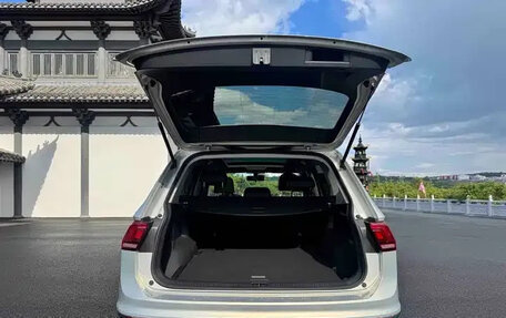 Volkswagen Tiguan II, 2023 год, 2 300 100 рублей, 17 фотография